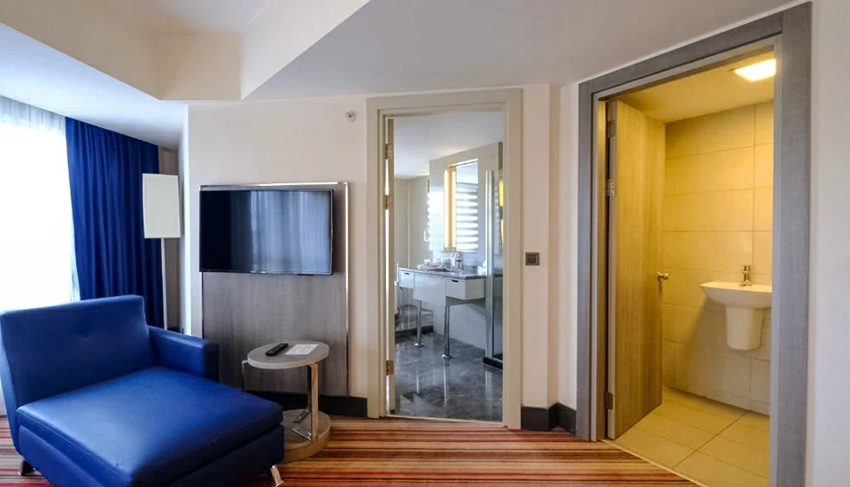 هتل رامادا پلازا بای ویندهام ازمیر